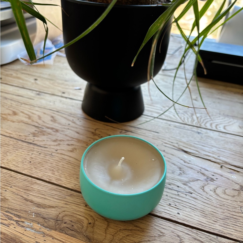 “WARM VANILLA” Homemade Candle